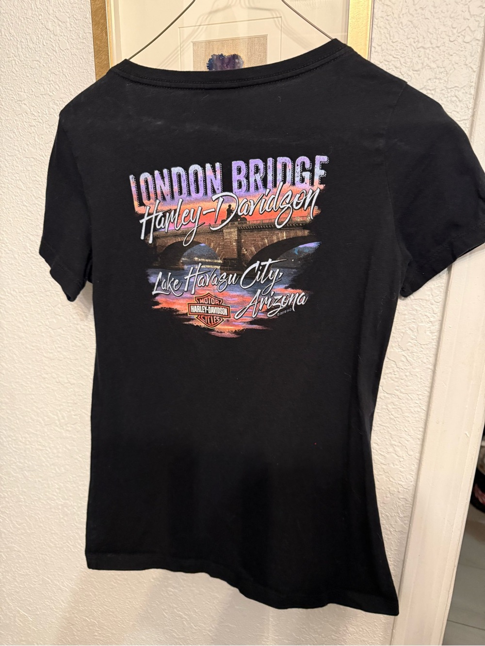 Harley-Davidson Black Tee with Orange and Silver Logo - Picture 2 of 2